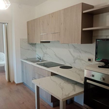 Appartamento Prima Rosa Primaluna Luaran gambar