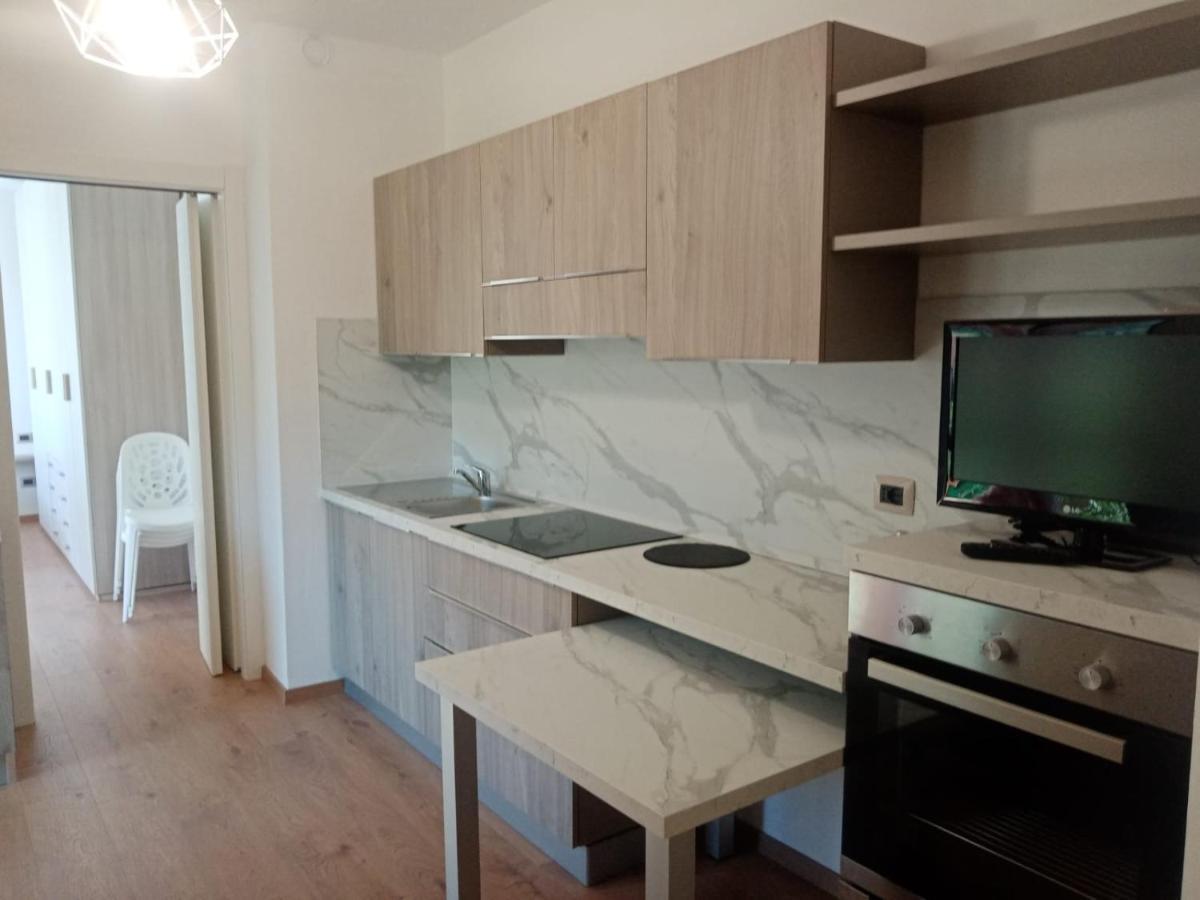 Appartamento Prima Rosa Primaluna Luaran gambar